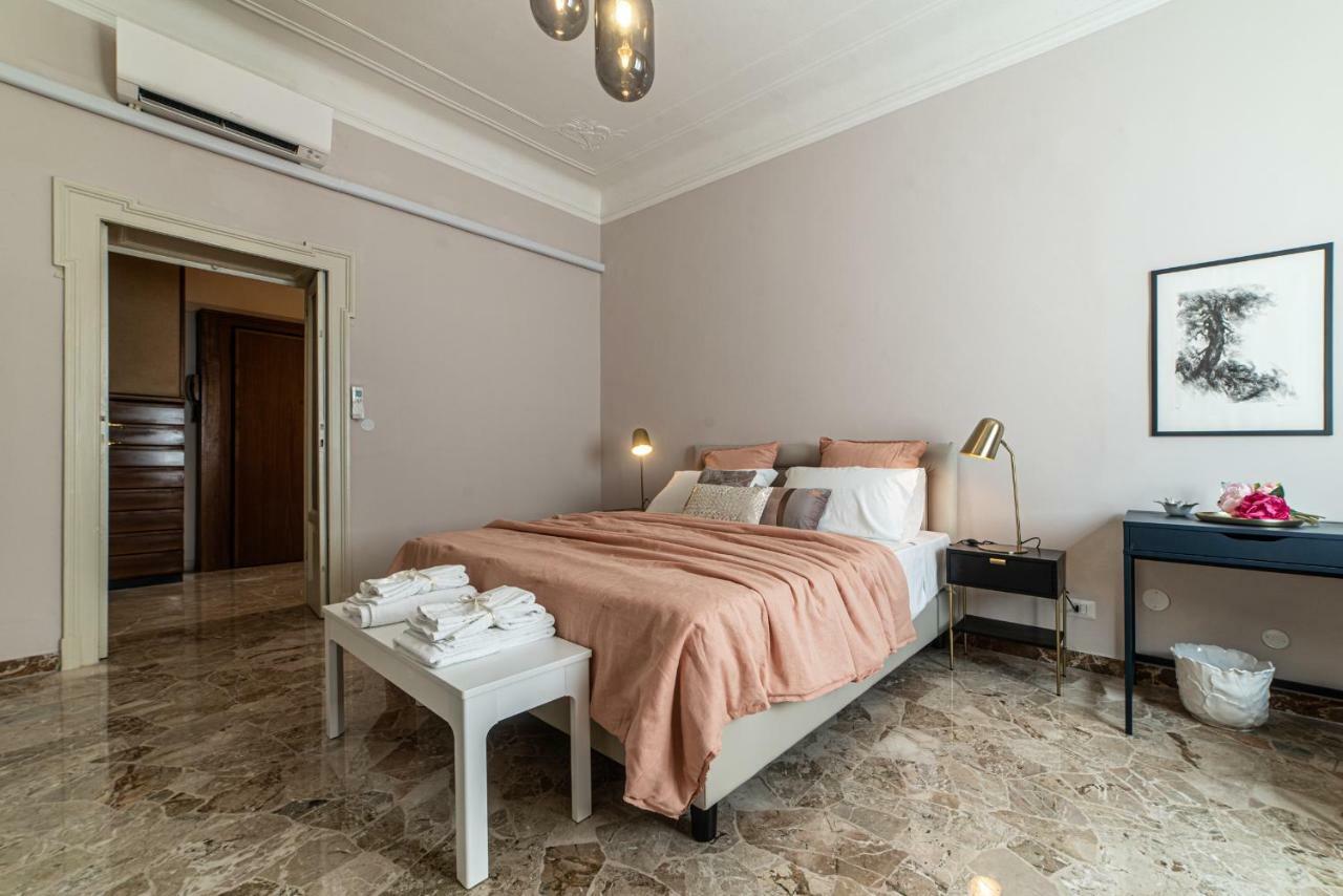 Апартаменти Joivy Sophisticated 3-Bed Flat With Desk Мілан Екстер'єр фото