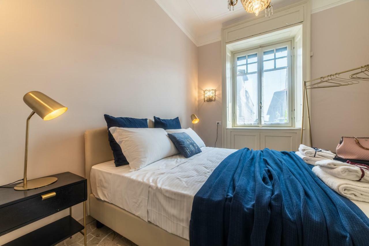 Апартаменти Joivy Sophisticated 3-Bed Flat With Desk Мілан Екстер'єр фото